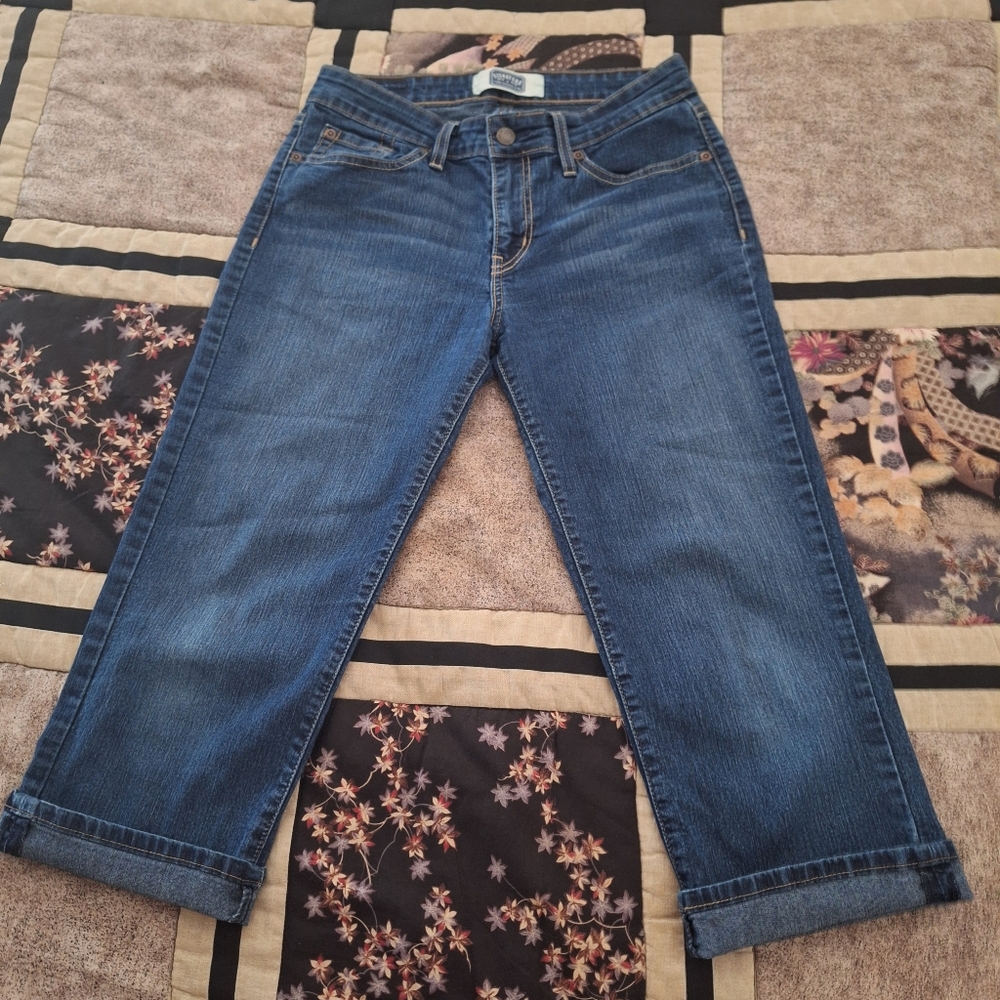 Levi's Midrise Capris Cropped Jeans Dark Blue Size 8